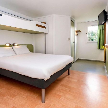 Ibis Budget Lorient Caudan Екстериор снимка