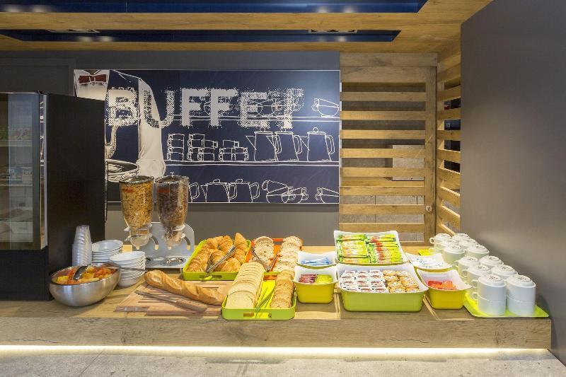 Ibis Budget Lorient Caudan Екстериор снимка